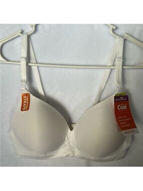 Warner's RN3281A Play it Cool Wirefree Contour Bra with Light Lift white 34B